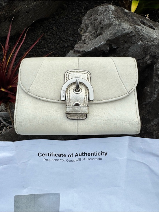Coach Handbags - Coach Soho Metallic Ivory Leather Bifold Wallet Y2K With COA